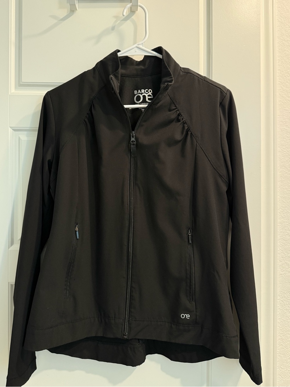 Barco One women’s black jacket
